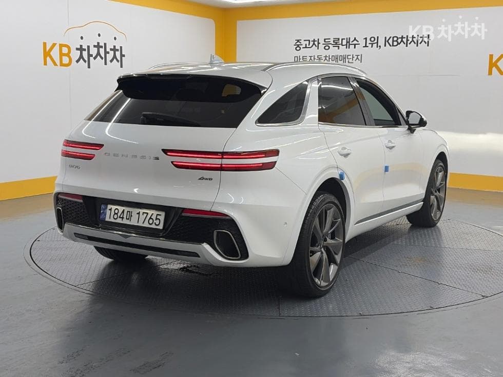 Genesis - GV70 | Gasoline 2.5T AWD 4