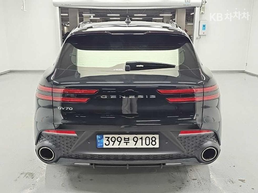 Genesis - GV70 | Gasoline 2.5T SportPackage 2WD 3
