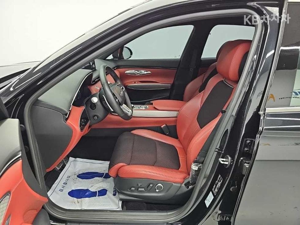 Genesis - GV70 | Gasoline 2.5T SportPackage 2WD 11