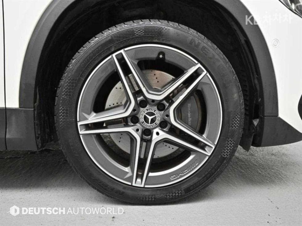 مرسيدس - GLA-Class | H247 250 4Matic Base 5