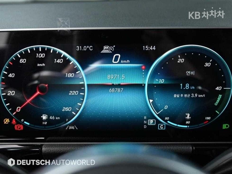 مرسيدس - GLA-Class | H247 250 4Matic Base 8