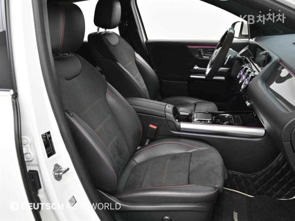 مرسيدس - GLA-Class | H247 250 4Matic Base 10