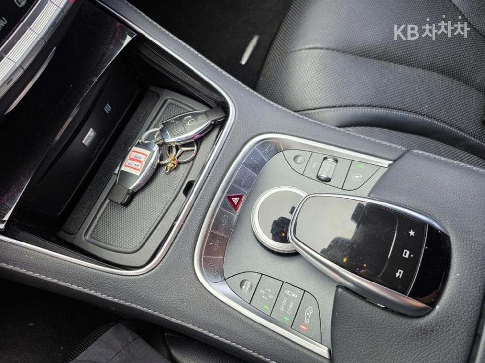 Mercedes-Benz - S-Class | New New S400L 3
