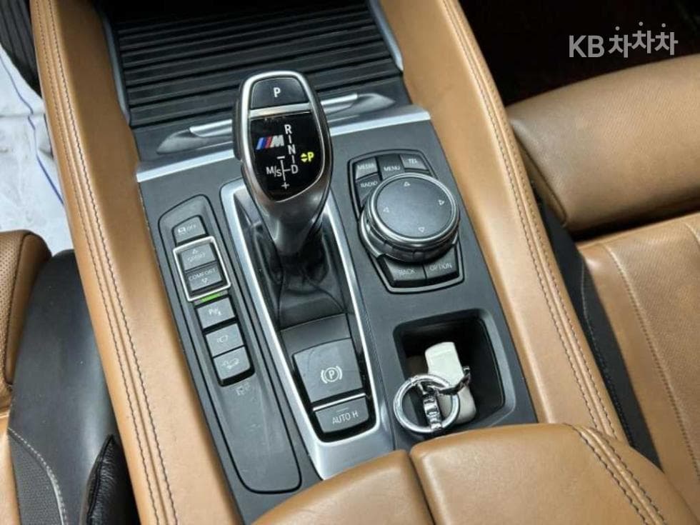 بي إم دبليو - X6 | M50 9