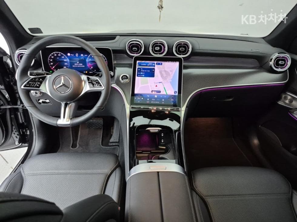 Mercedes-Benz - GLC-Class | 300 4Matic Coupe Avantgarde 5