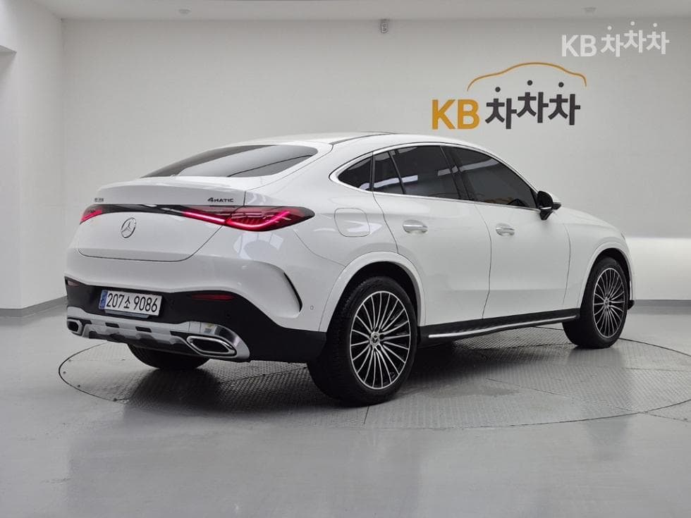 مرسيدس - GLC-Class | 300 4Matic Coupe AMG Line 4