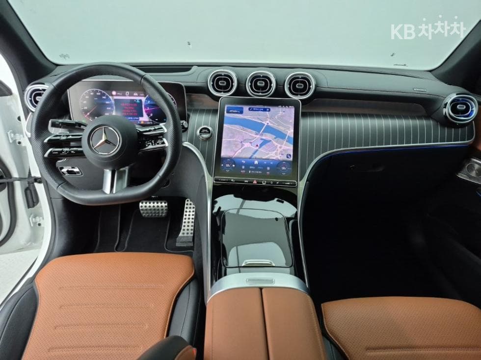 مرسيدس - GLC-Class | 300 4Matic Coupe AMG Line 5