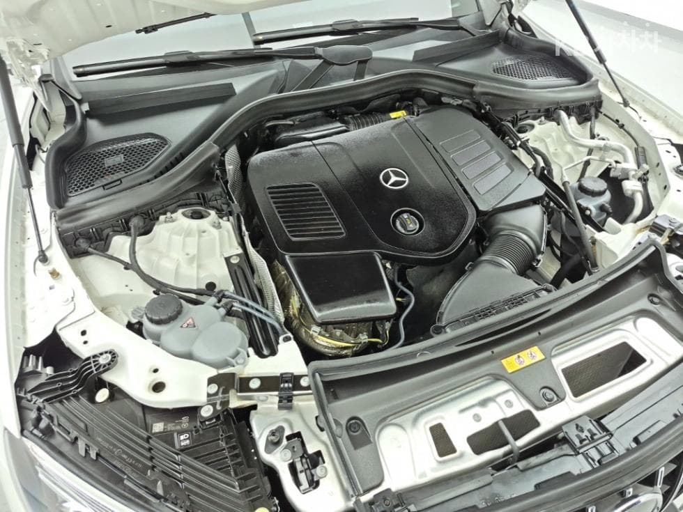 مرسيدس - GLC-Class | 300 4Matic Coupe AMG Line 6