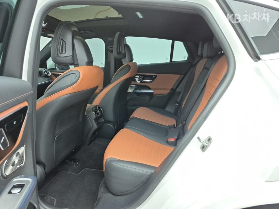 مرسيدس - GLC-Class | 300 4Matic Coupe AMG Line 12