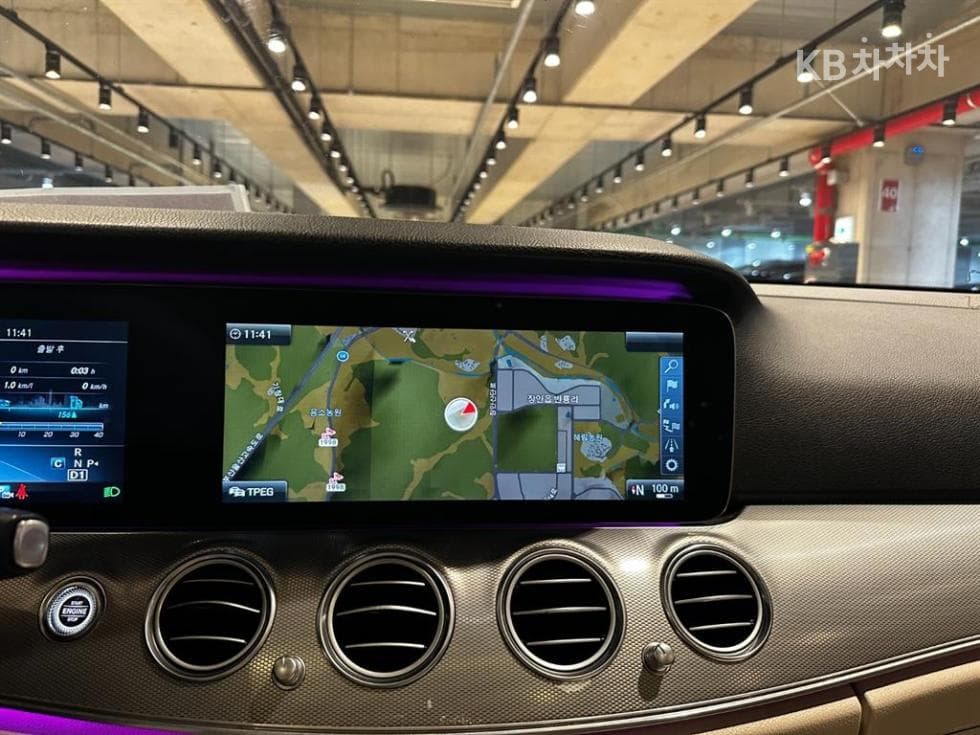 مرسيدس - E-Class | E300 AMG Line 16