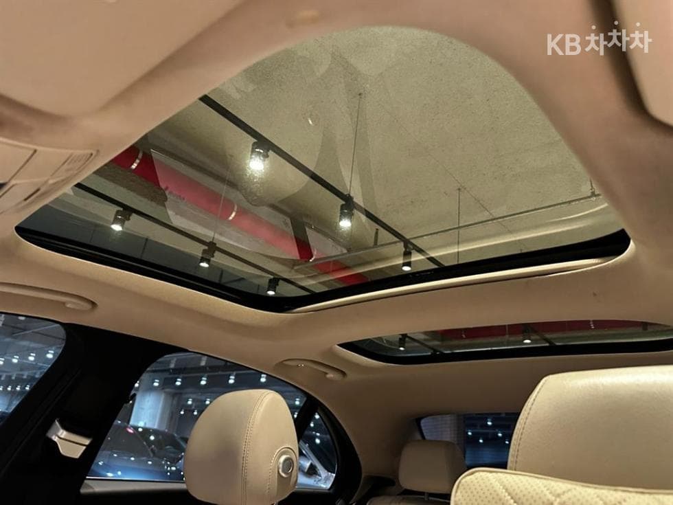 مرسيدس - E-Class | E300 AMG Line 20