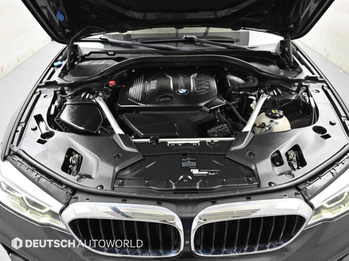 BMW - 5-Series | All New 520 M Sport Plus 6