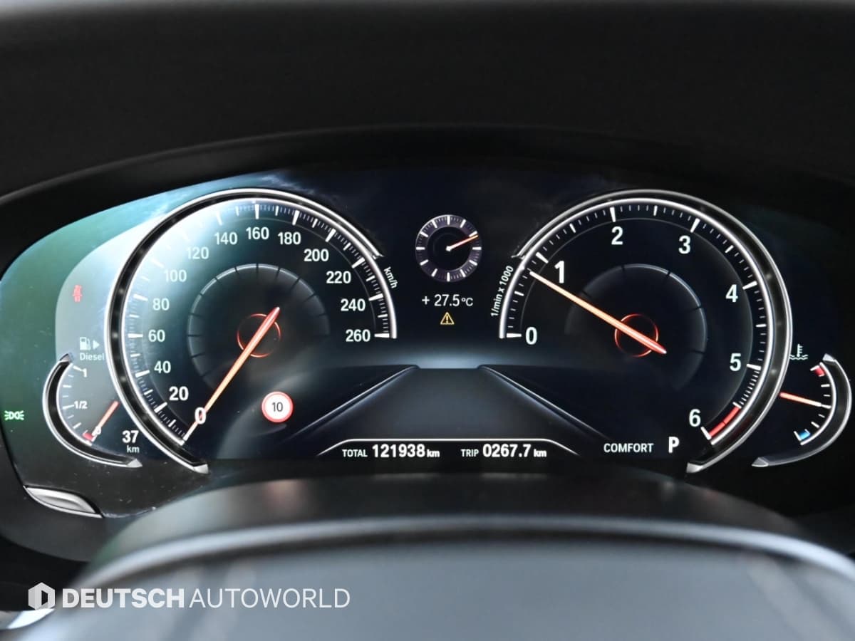 BMW - 5-Series | All New 520 M Sport Plus 8