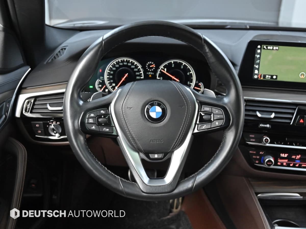 BMW - 5-Series | All New 520 M Sport Plus 13
