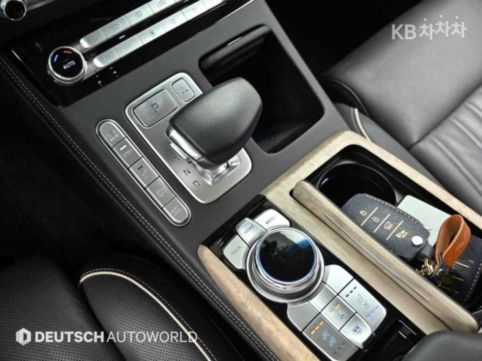 Genesis - G90 | 3.8 GDi AWD Luxury 9