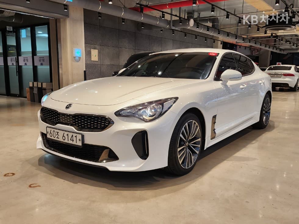 Kia Стингер