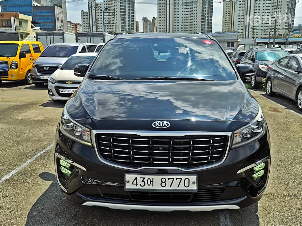 Kia Carnival