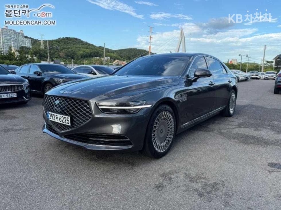 جينيسيس G90
