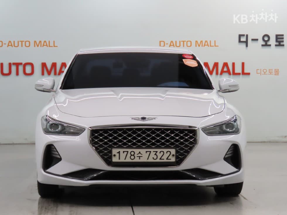 Genesis G70