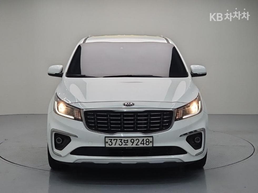 Kia Карнивал