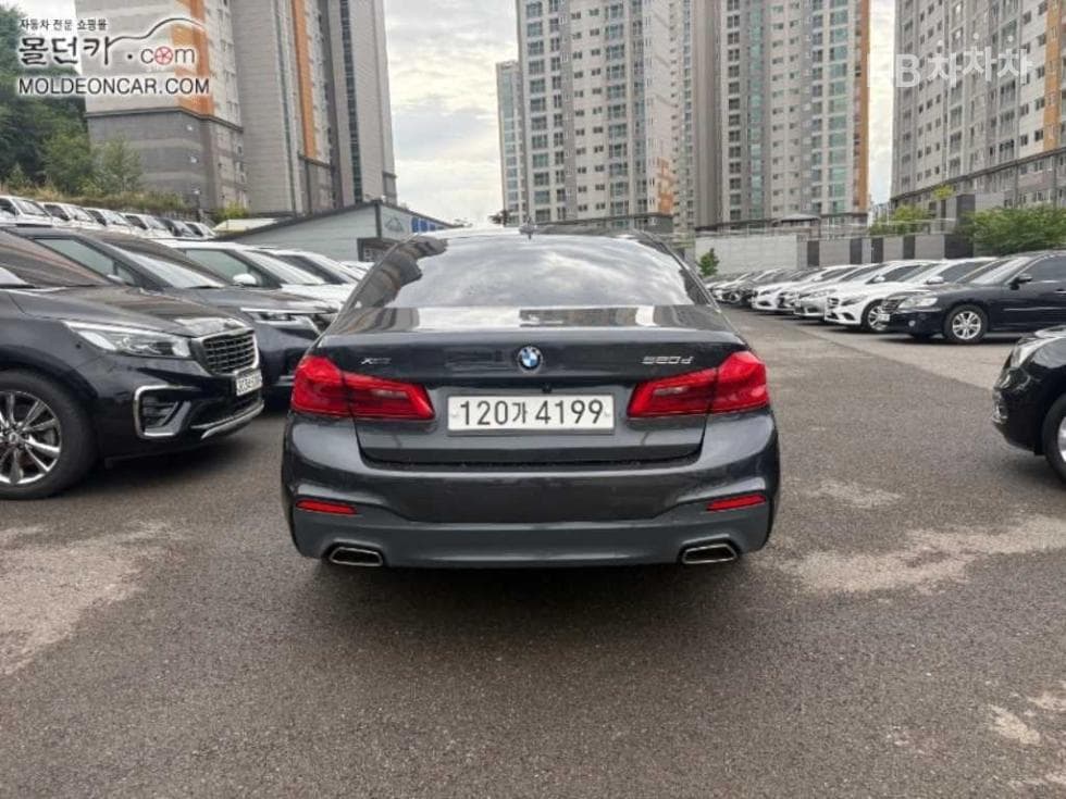 BMW - 5-Series | All New 520 xDrive M Sport Package Plus 5