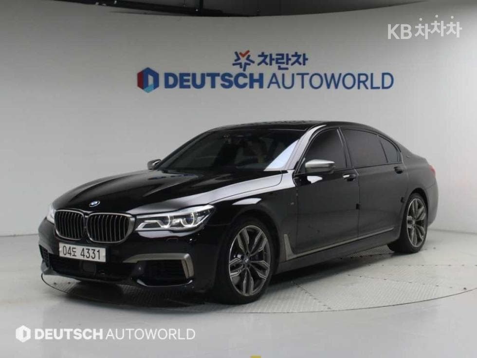 BMW 7-Series