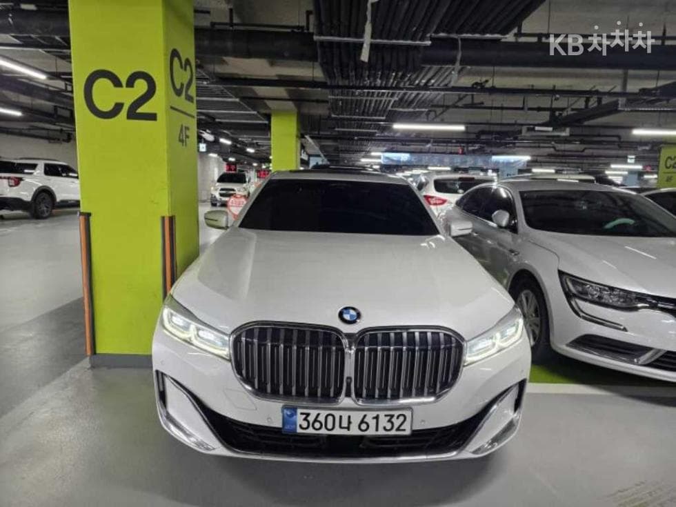 بي إم دبليو 7-Series