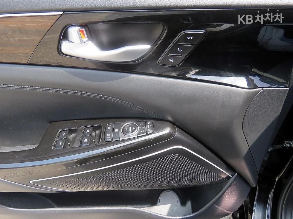 كيا - K7 | All New 2.4 GDI Prestige 8