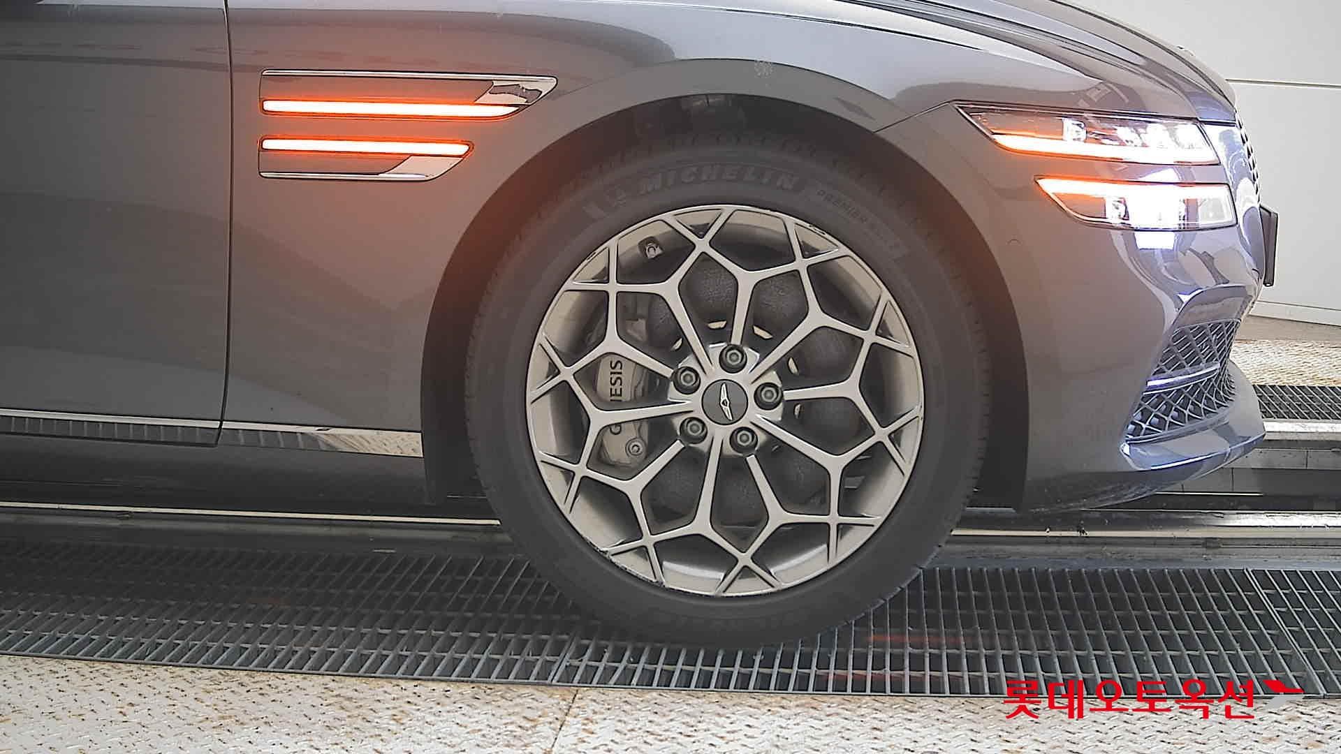 جينيسيس - G80 | (G)3.5T 19"B/SDS2+ECS 4WD AT 23