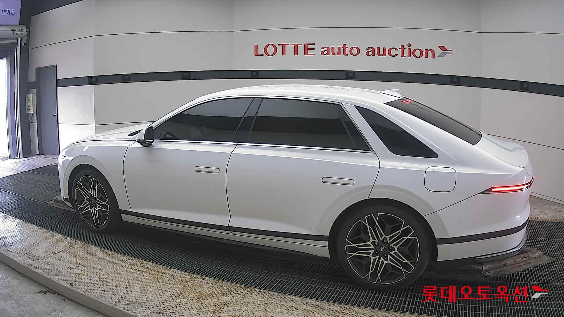 Hyundai - Grandeur | GN7 (G)2.5 Exclusive 2WD AT 7