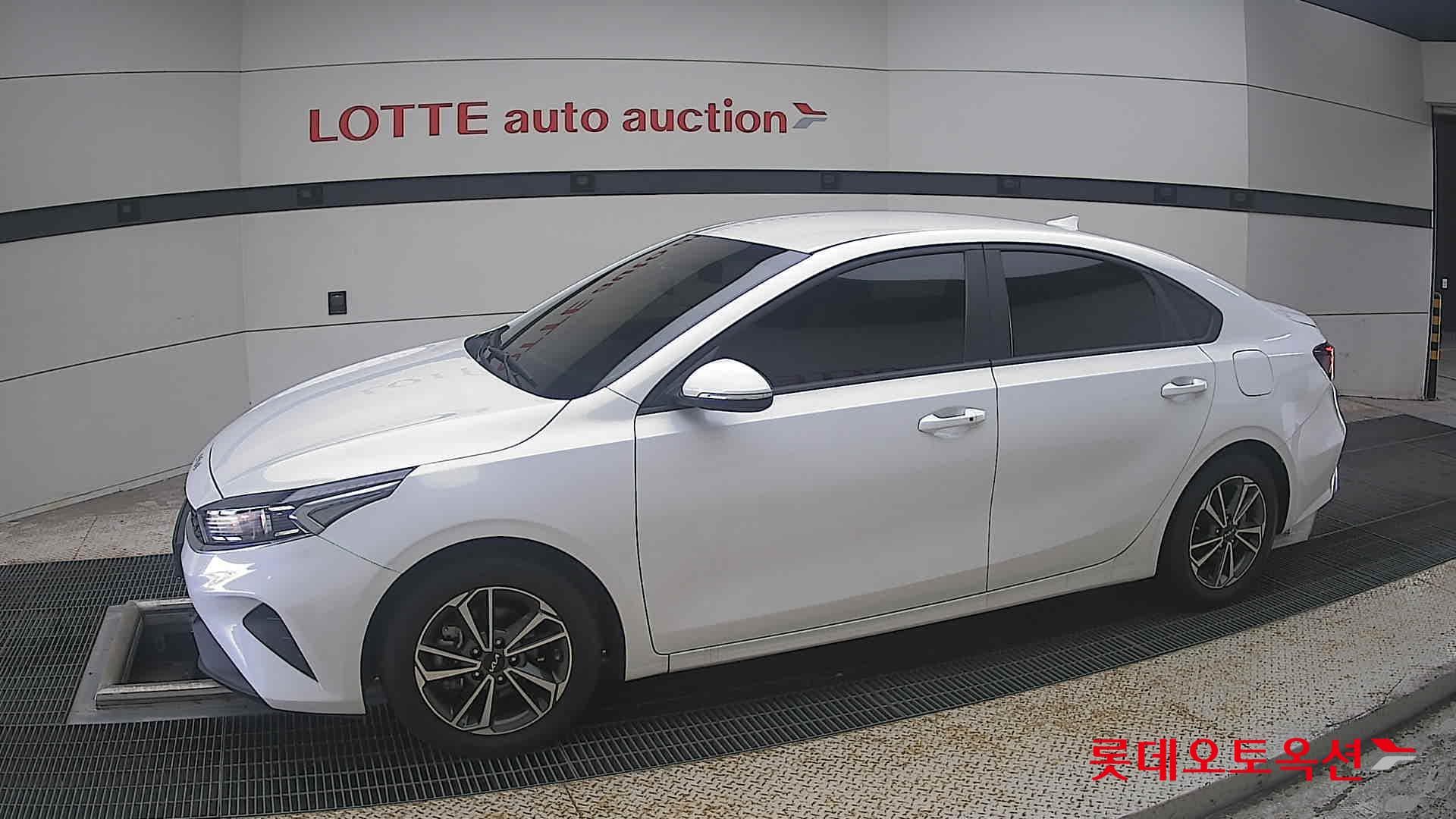Kia - K3 | (G)1.6 Prestige 2WD AT 5