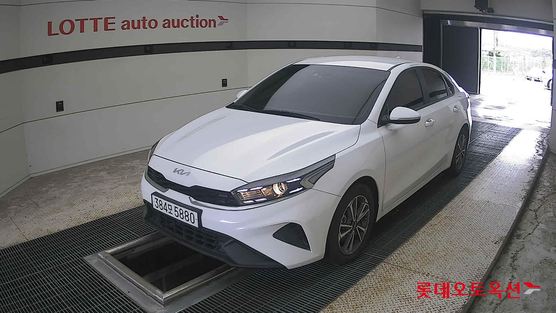 Kia - K3 | (G)1.6 Prestige 2WD AT 3