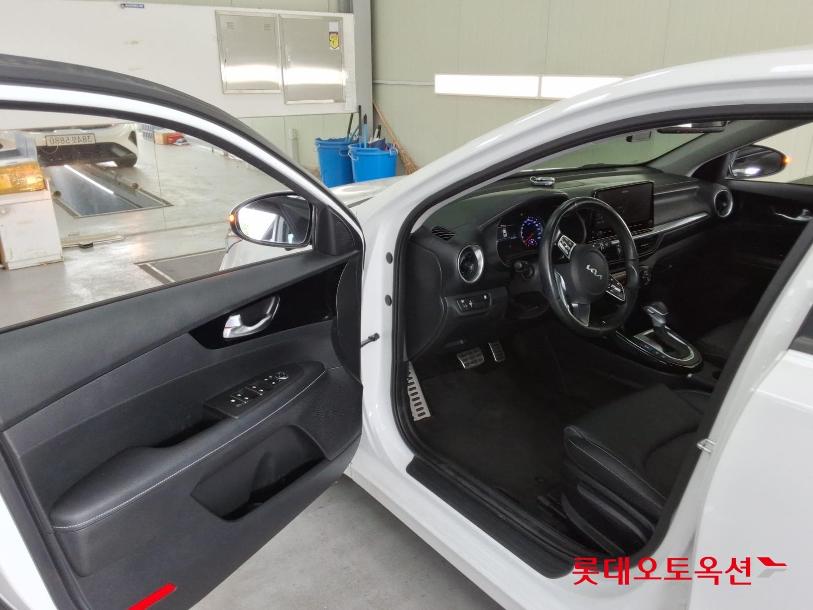 Kia - K3 | (G)1.6 Prestige 2WD AT 34