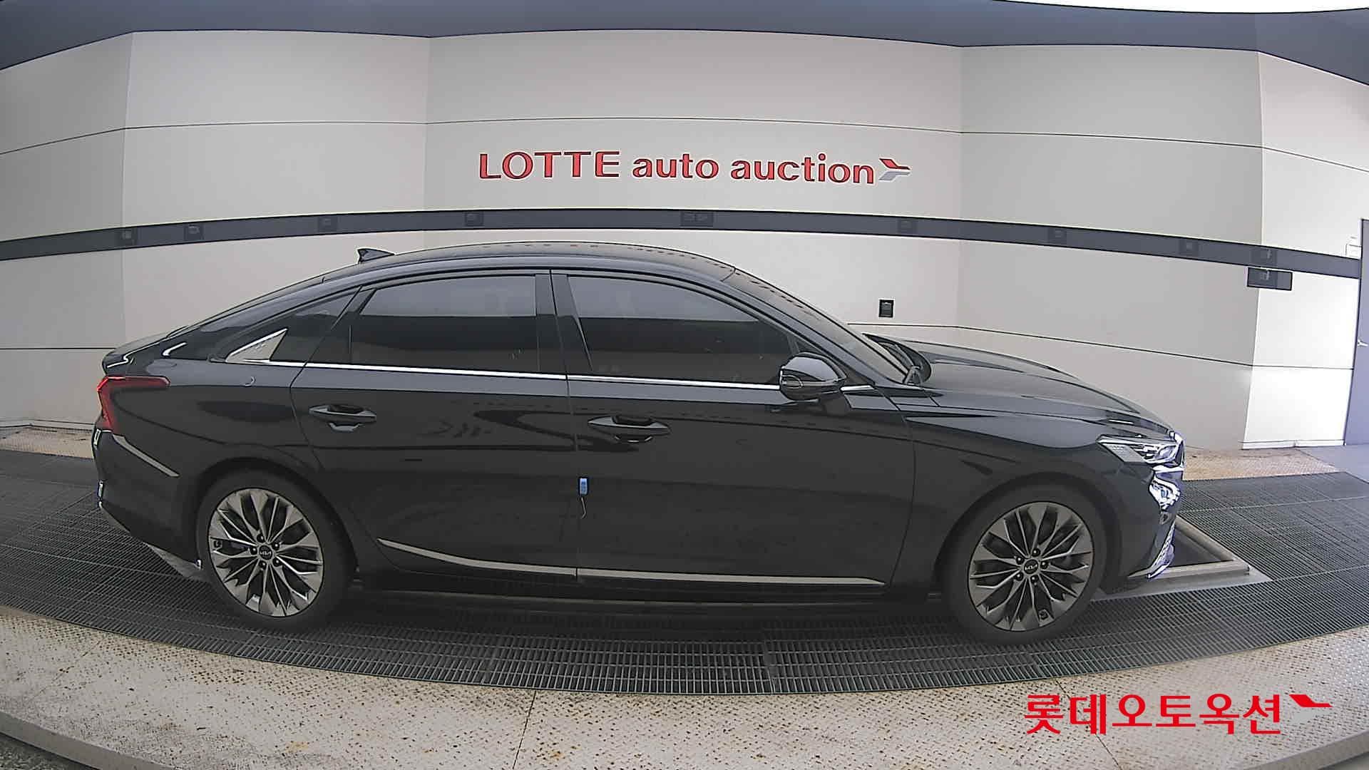 Kia - K8 | (G) 3.5 Platinum 16