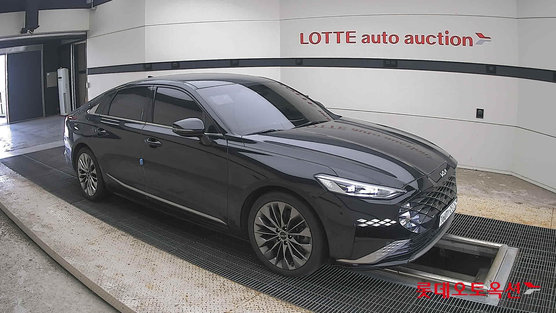 Kia - K8 | (G) 3.5 Platinum 18