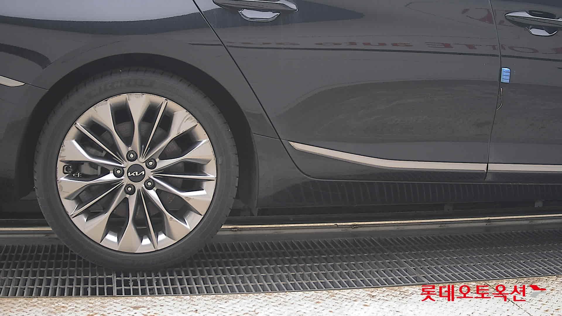 Kia - K8 | (G) 3.5 Platinum 24