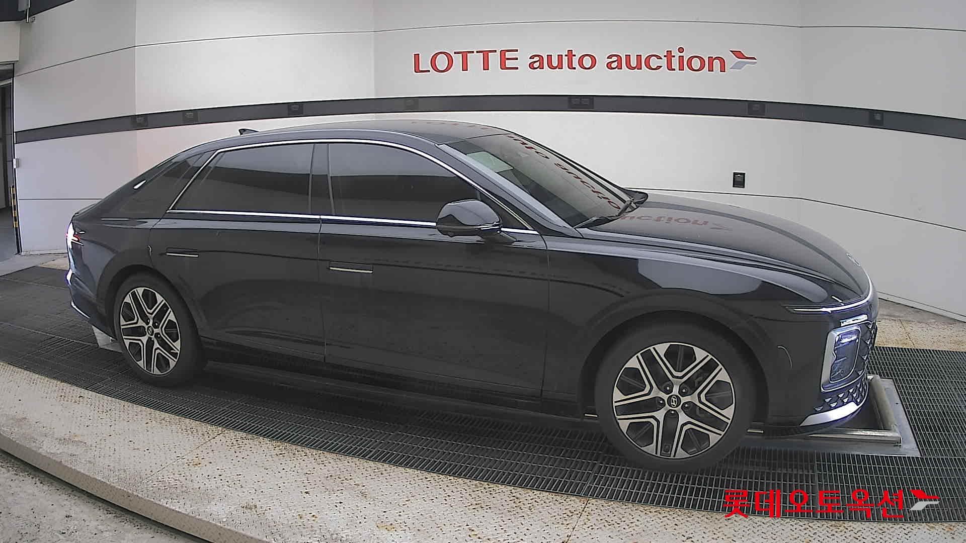 Hyundai - Grandeur | GN7 (G) 2.5 Exclusive 17