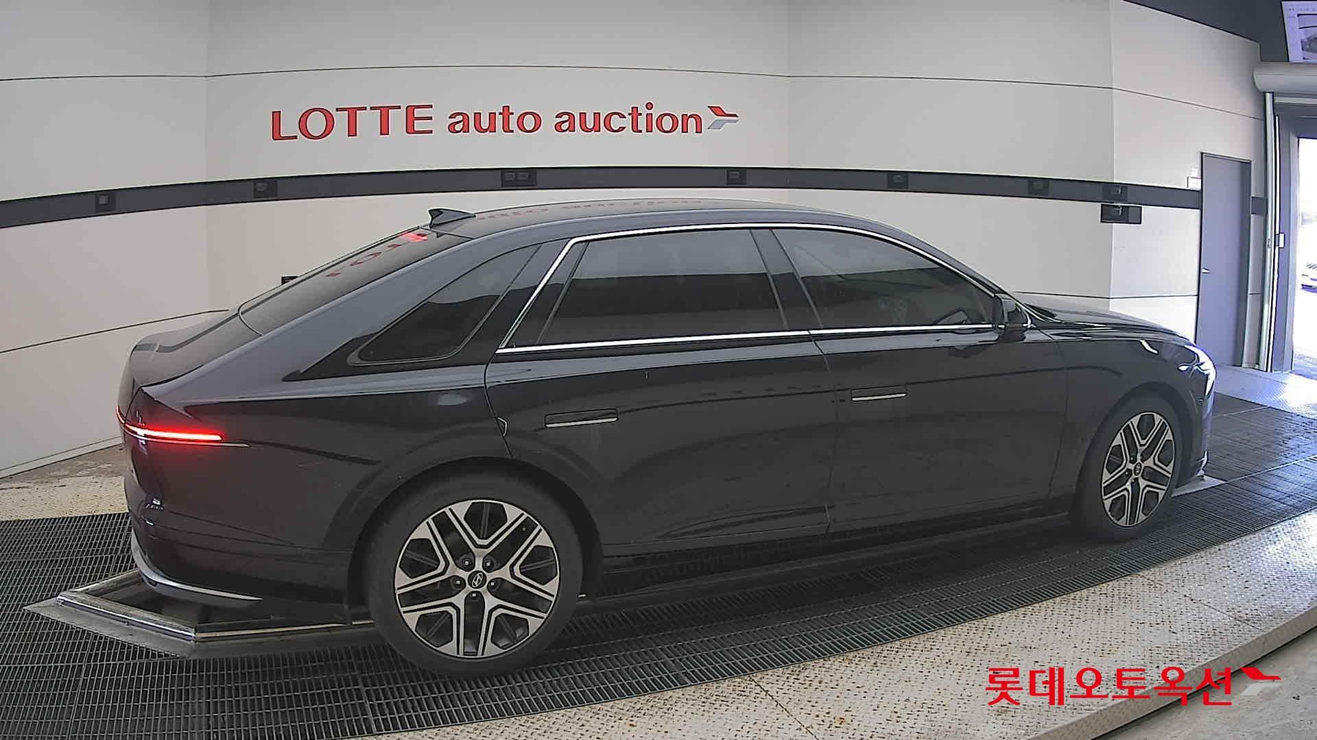 Hyundai - Grandeur | GN7 (G) 2.5 Exclusive 15