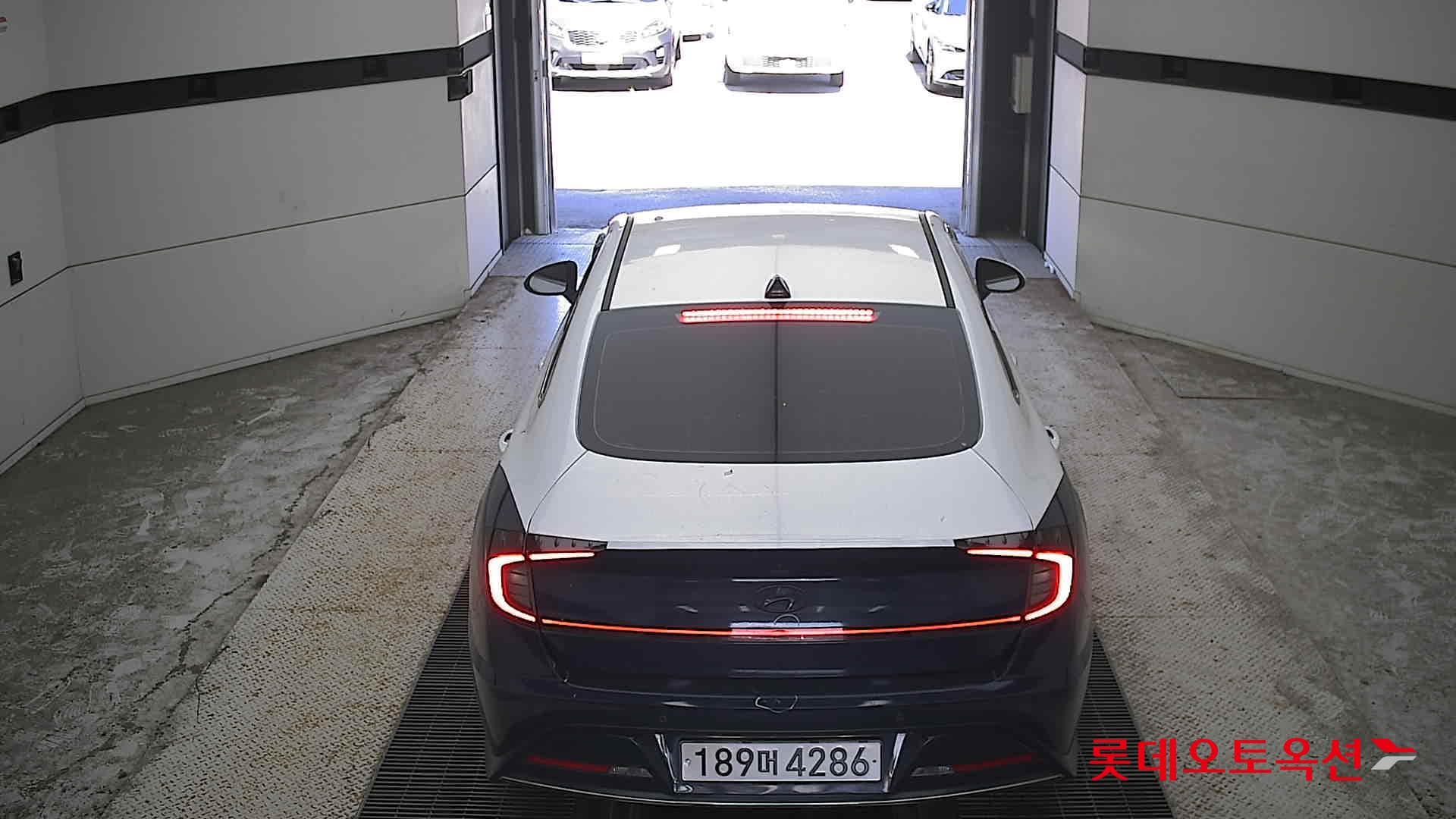 هيونداي - سوناتا | DN8 (L) 2.0 Premium 11