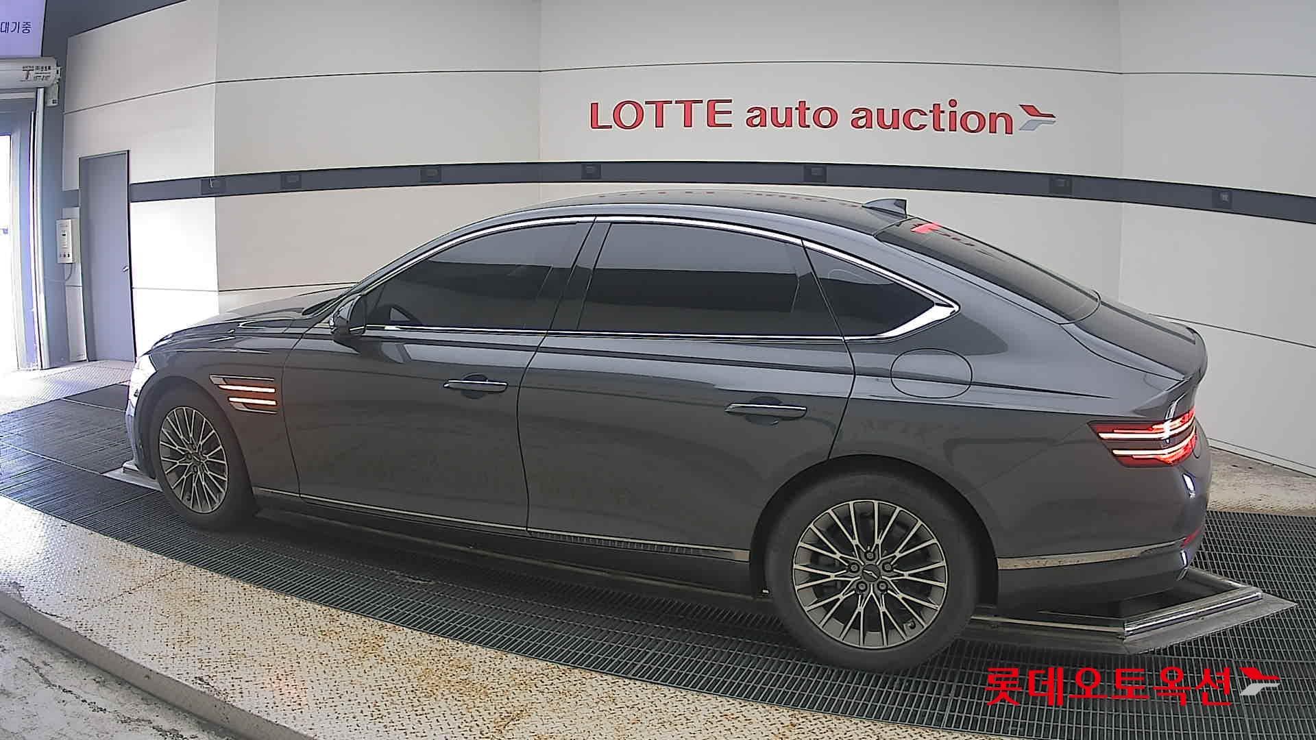 Genesis - G80 | THE ALL NEW GENESIS (D) 2.2 7