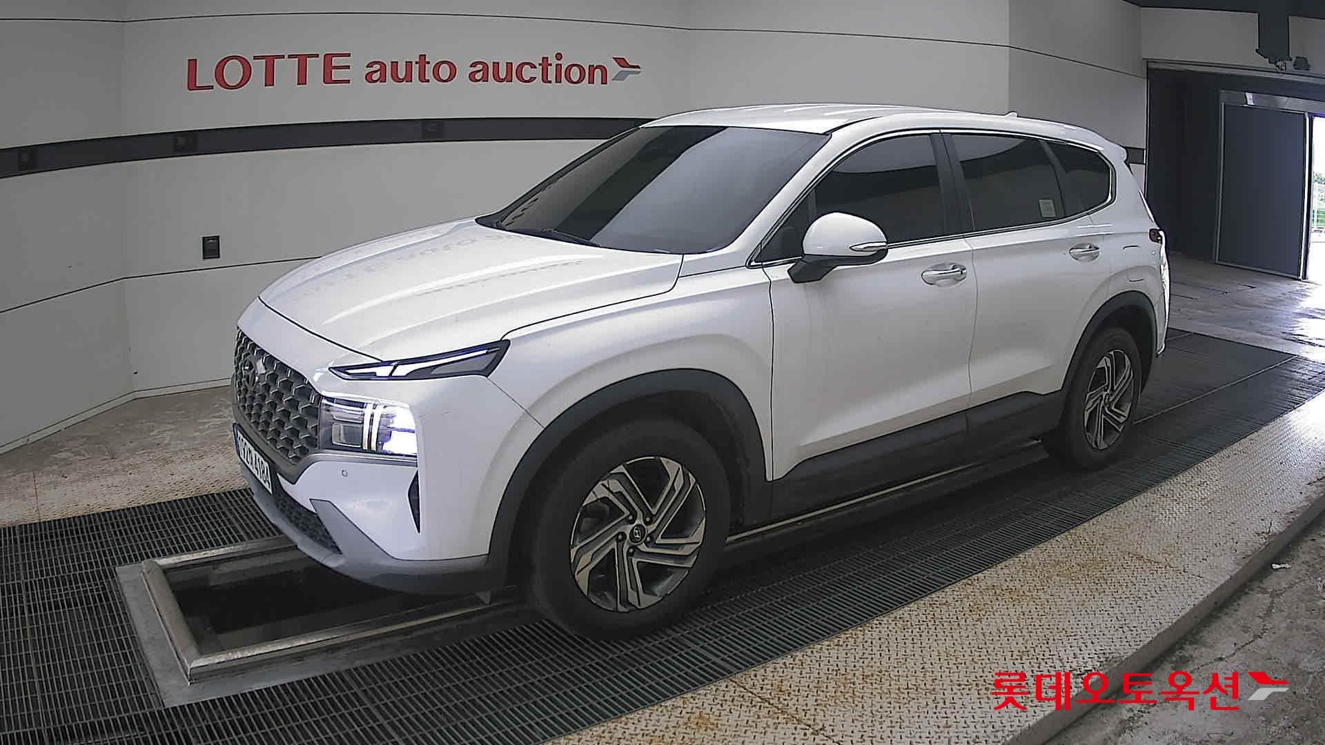 Hyundai - Santa Fe | THE NEW SANTAFE (D) 2.2 Exclusive 5Seater 4WD 4