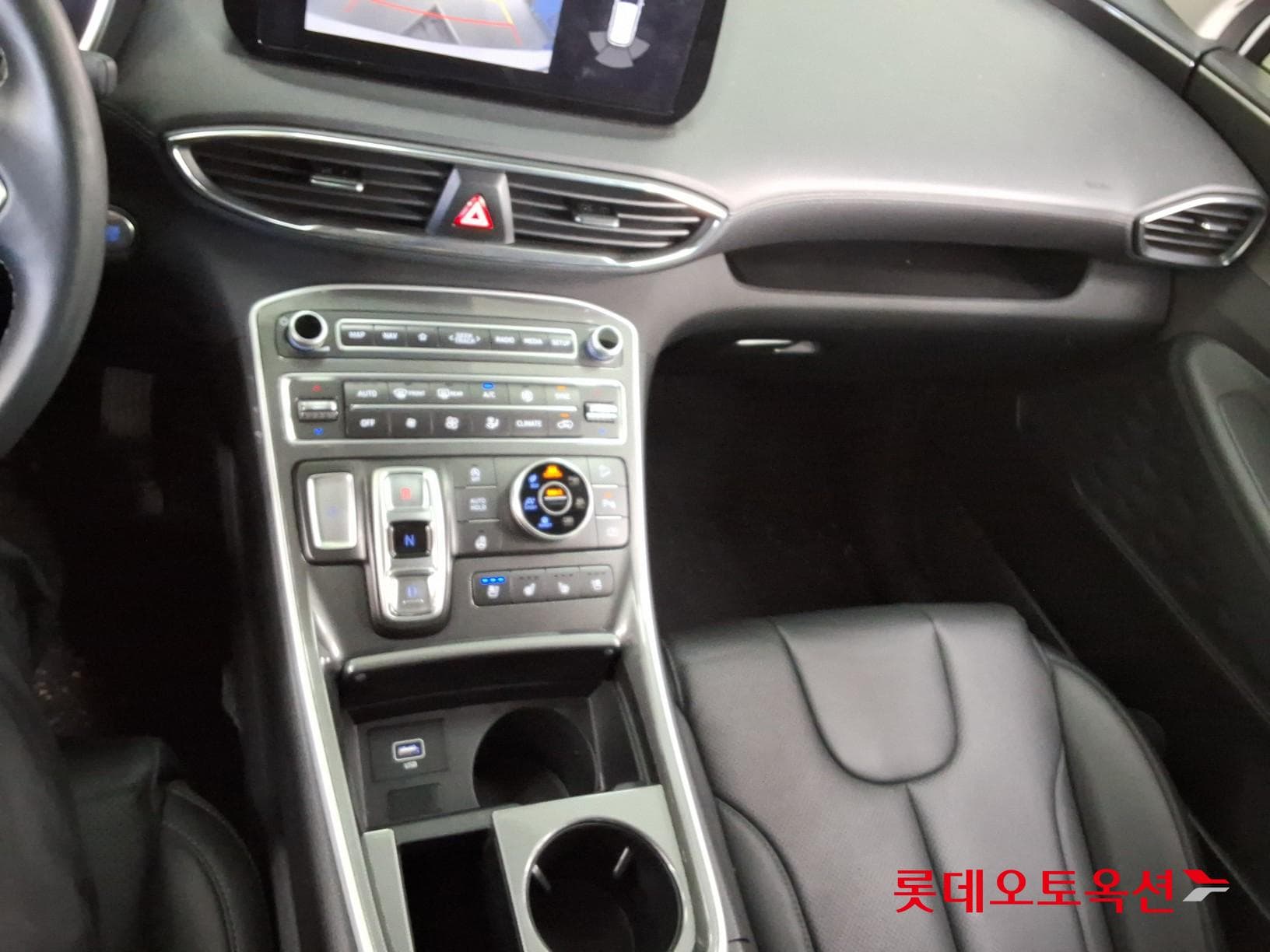 Hyundai - Santa Fe | THE NEW SANTAFE (D) 2.2 Exclusive 5Seater 4WD 34