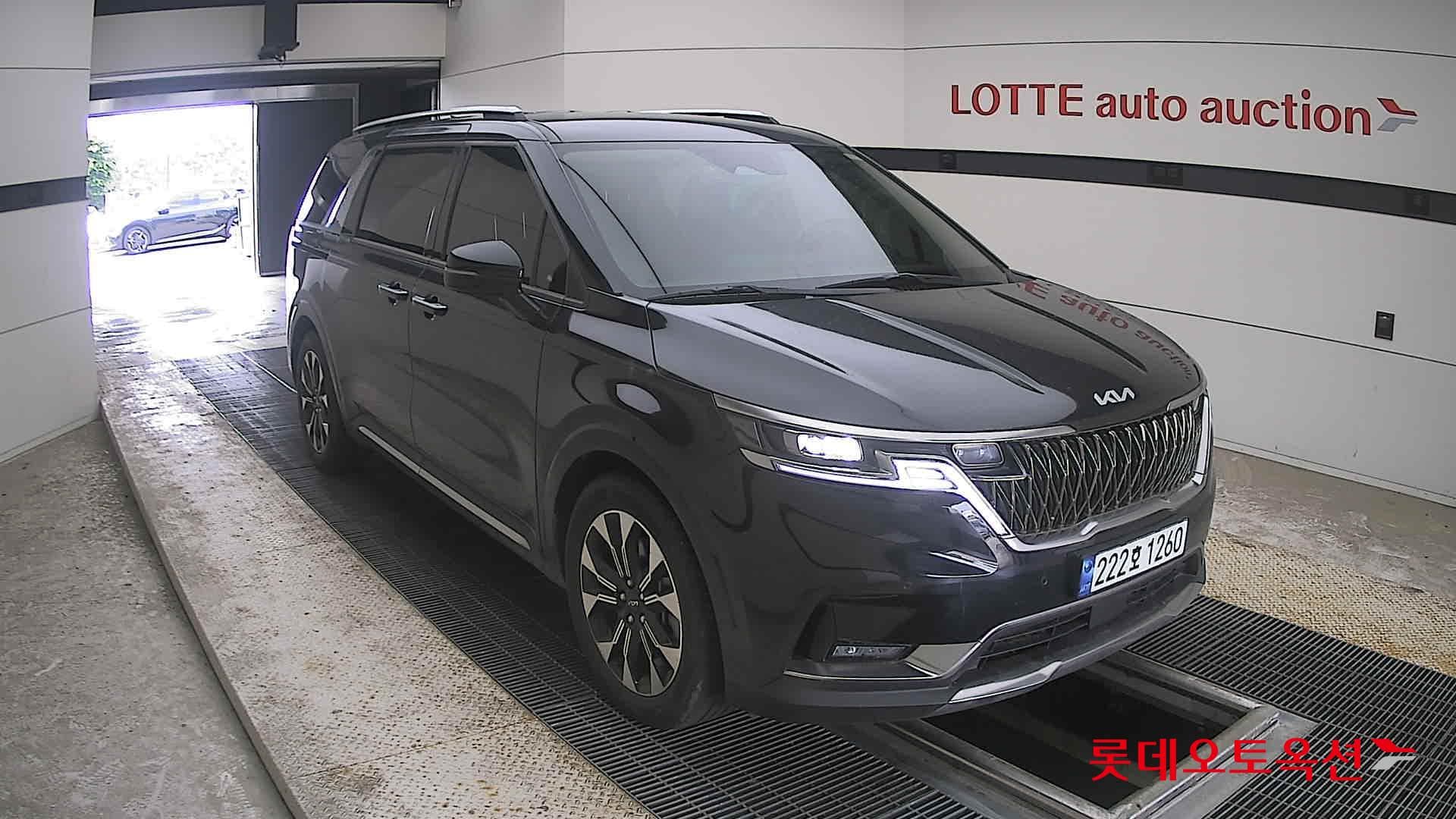 Kia - Carnival | KA4 (D) 2.2 Noblesse 9Seater 19