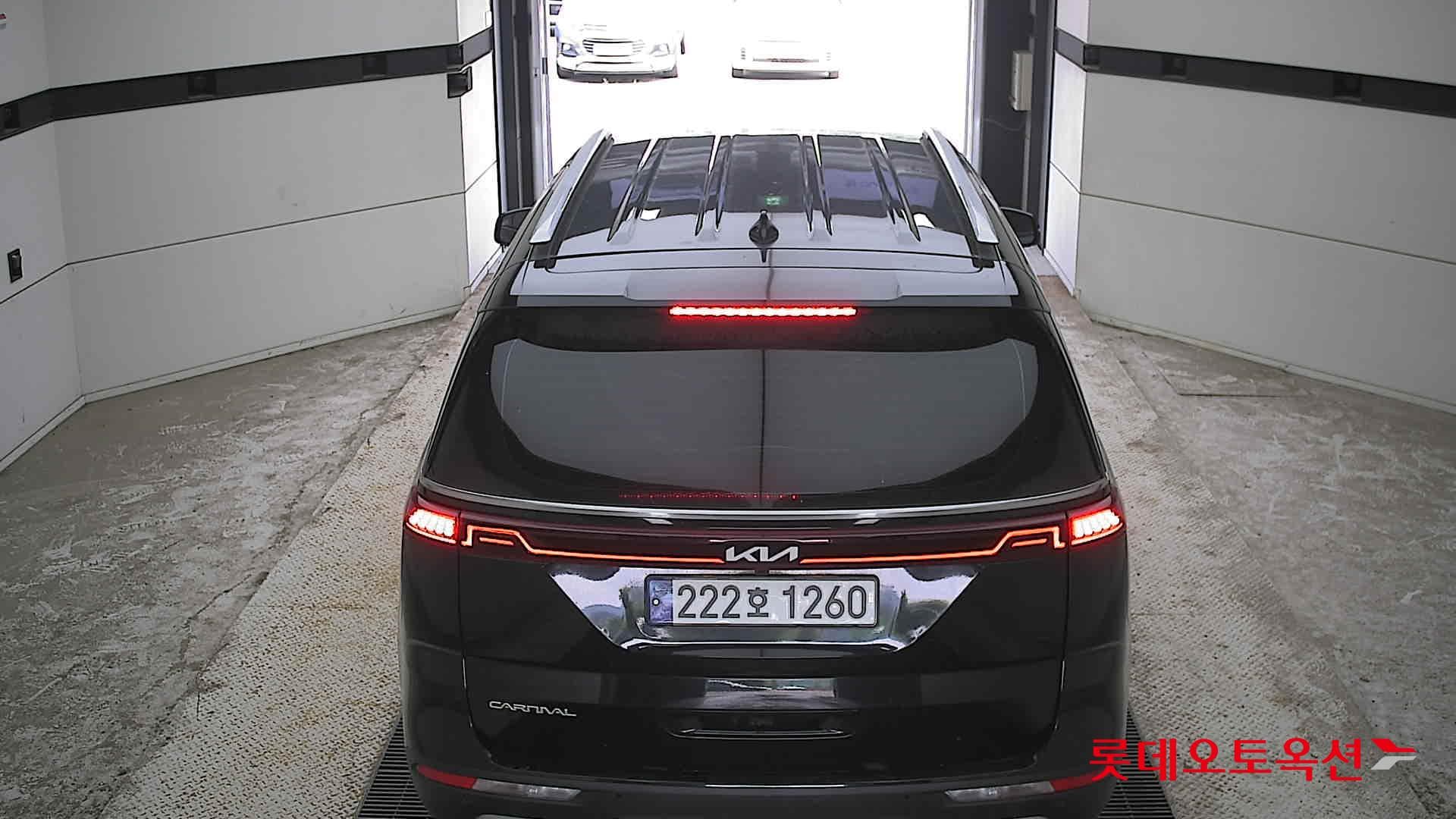 Kia - Carnival | KA4 (D) 2.2 Noblesse 9Seater 11