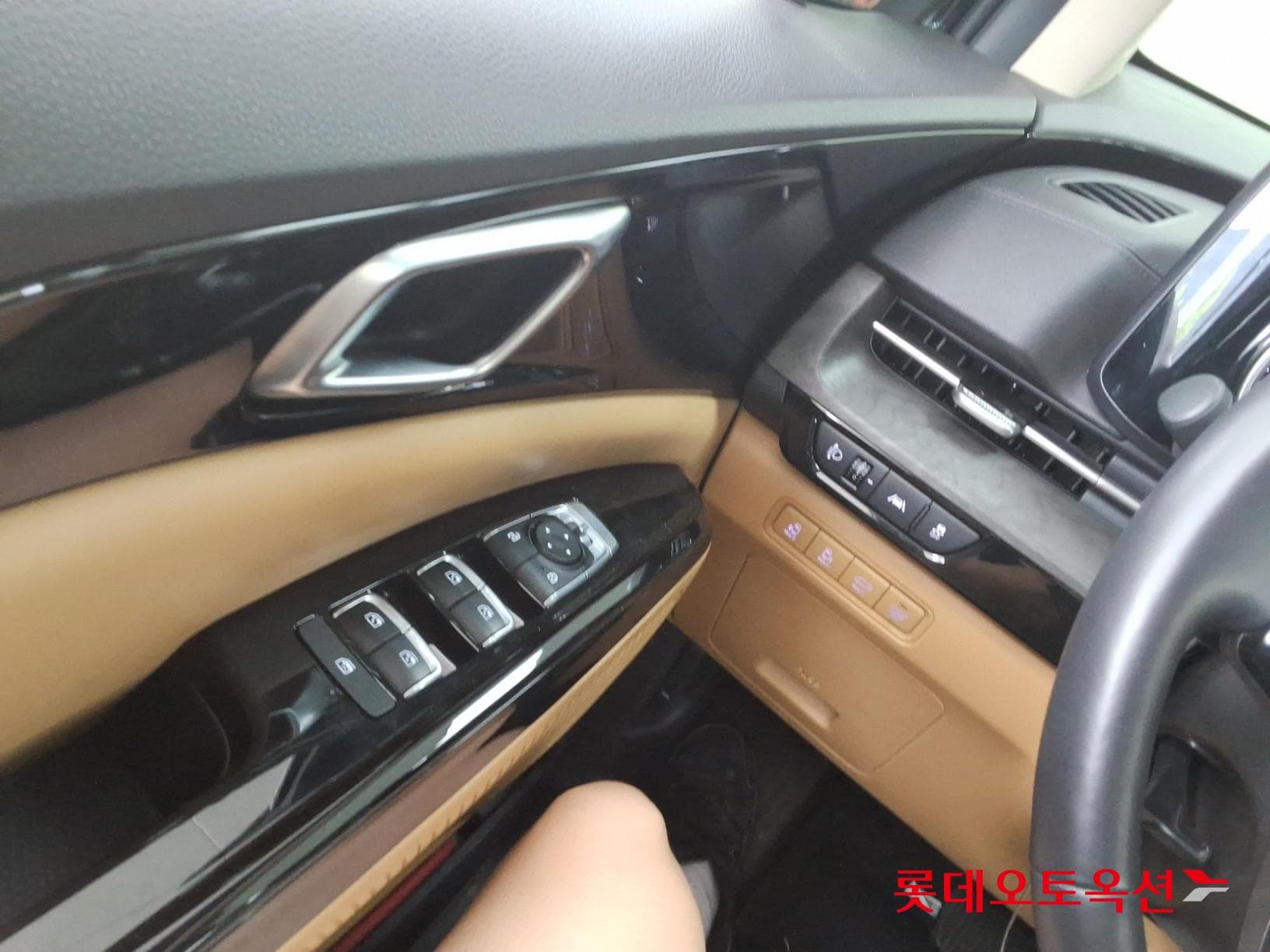 Kia - Carnival | KA4 (D) 2.2 Noblesse 9Seater 28