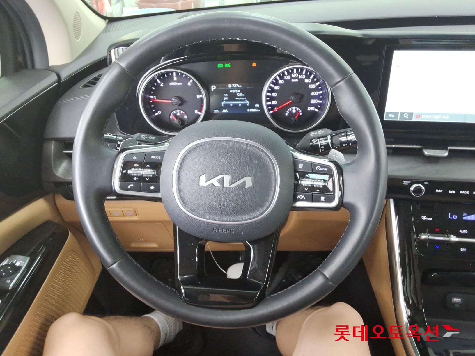 Kia - Carnival | KA4 (D) 2.2 Noblesse 9Seater 29