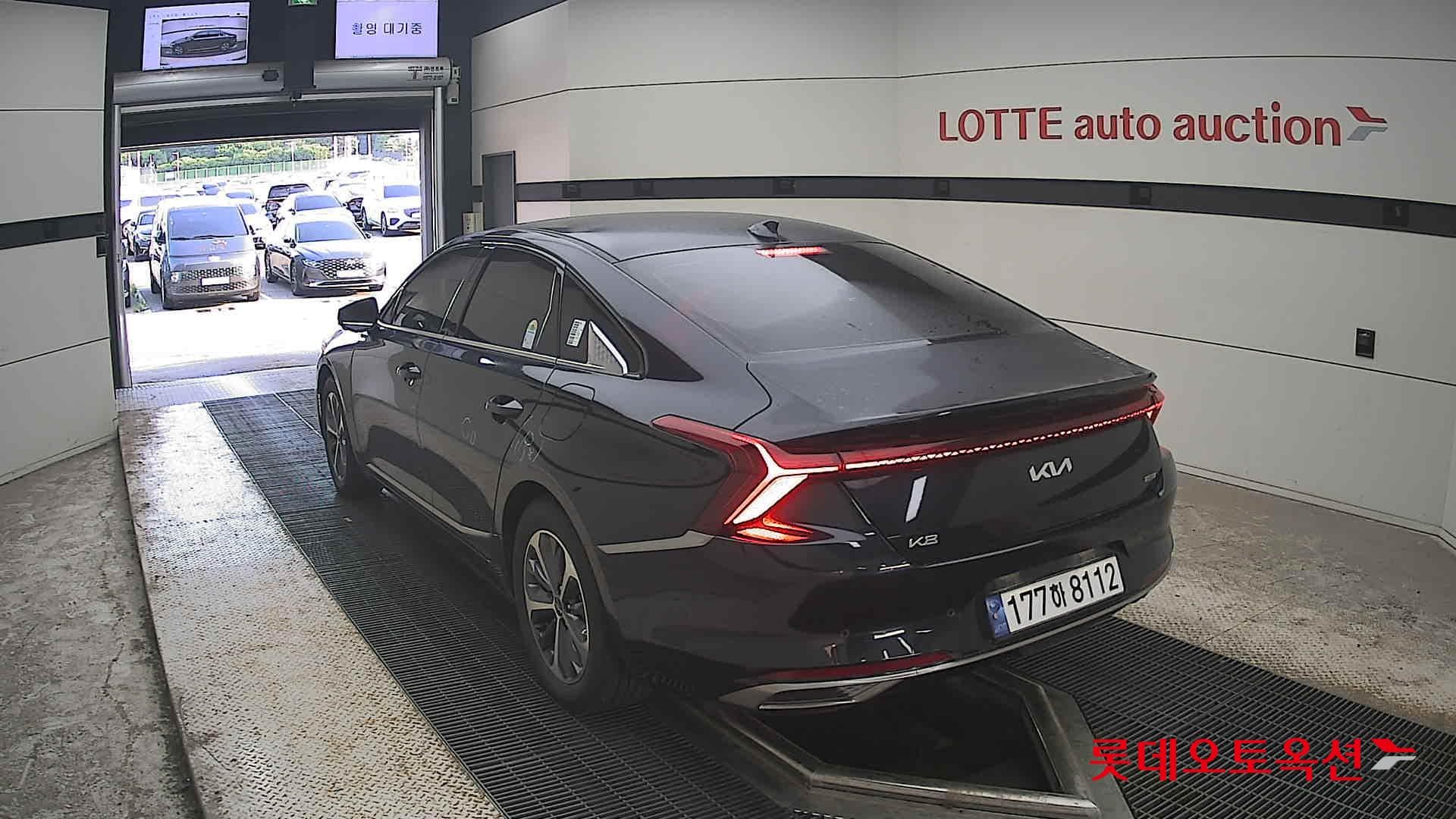 Kia - K8 | (H)1.6 Noblesse 2WD AT 9