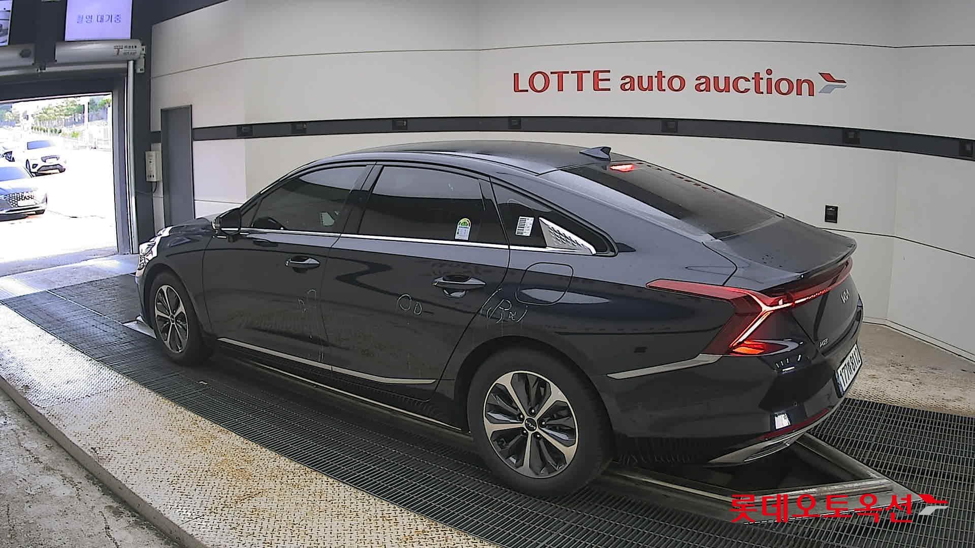 Kia - K8 | (H)1.6 Noblesse 2WD AT 8