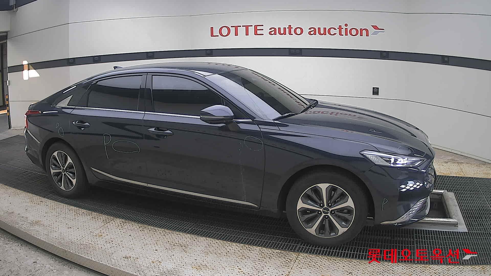 Kia - K8 | (H)1.6 Noblesse 2WD AT 17