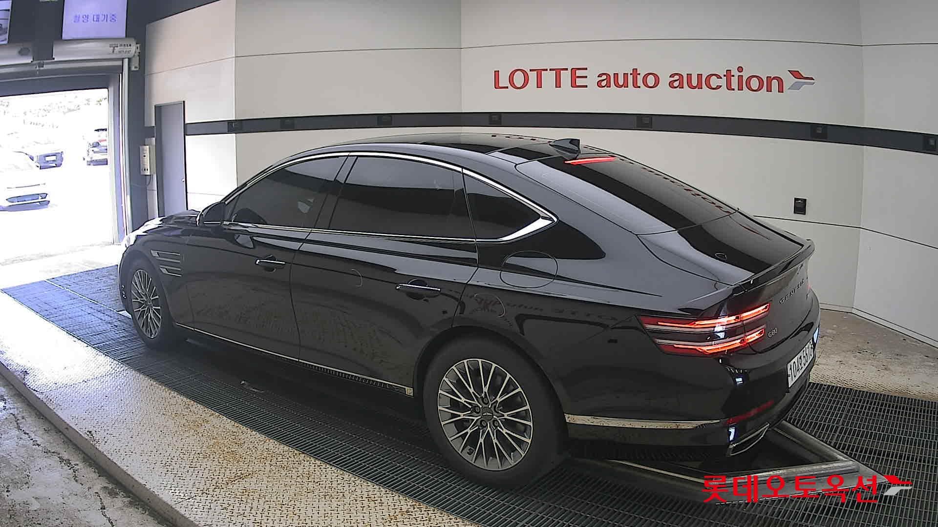 Genesis - G80 | THE ALL NEW GENESIS (G) 2.5T 8